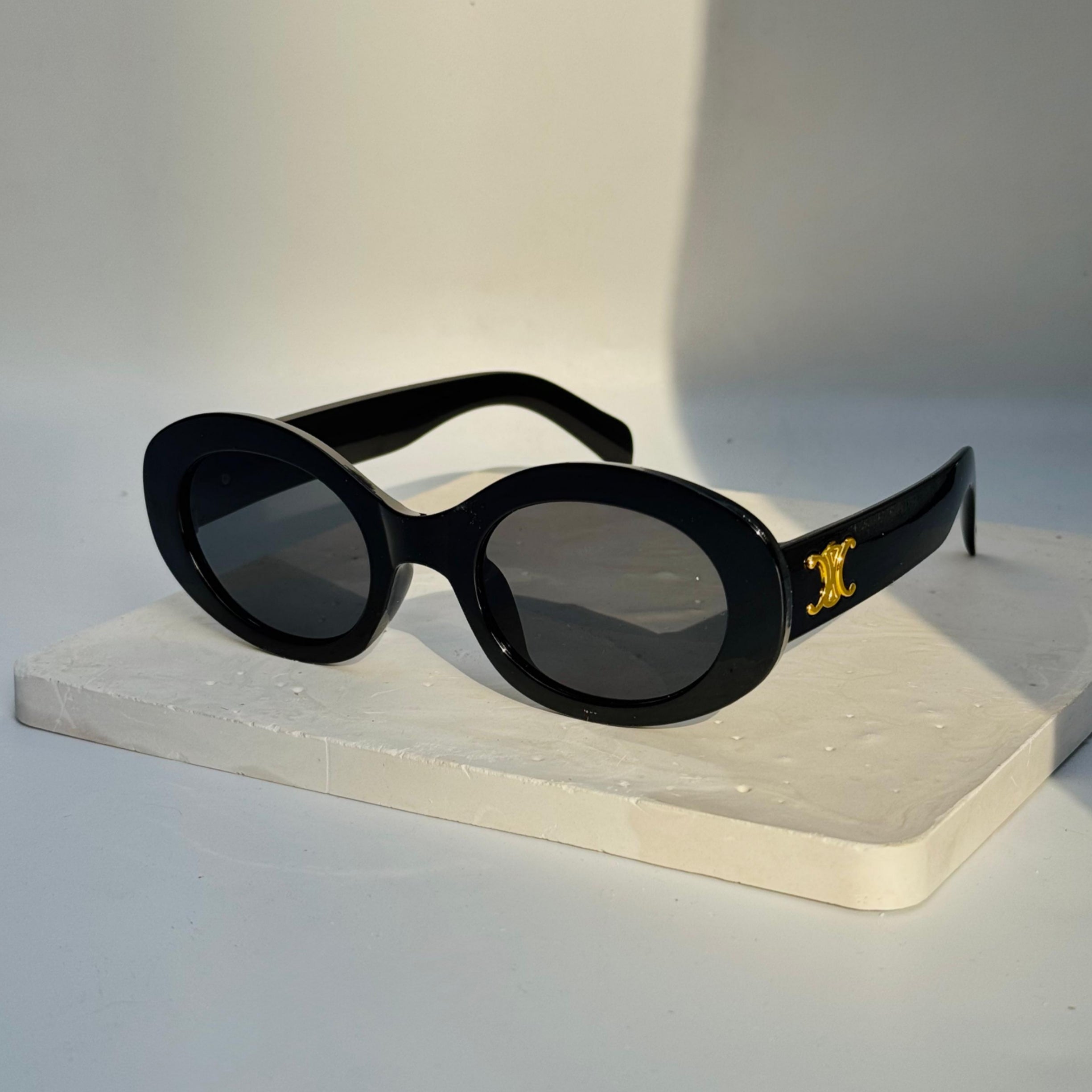 Black-Oval-6939-Sunglasses