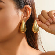 Vogue Water Drop Earrings